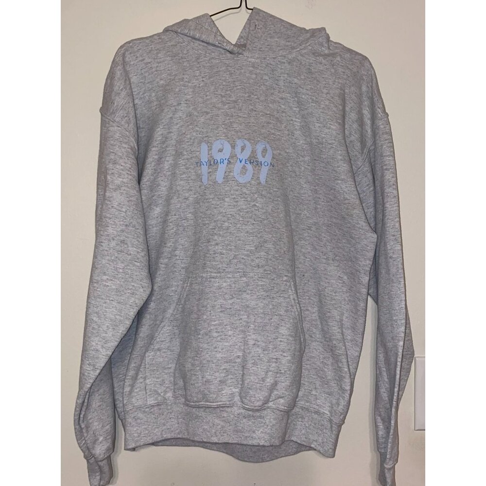 Unisex Gray Taylor Swift 1989 Taylor's Version Hoodie Sweatshirt Size‎ Medium